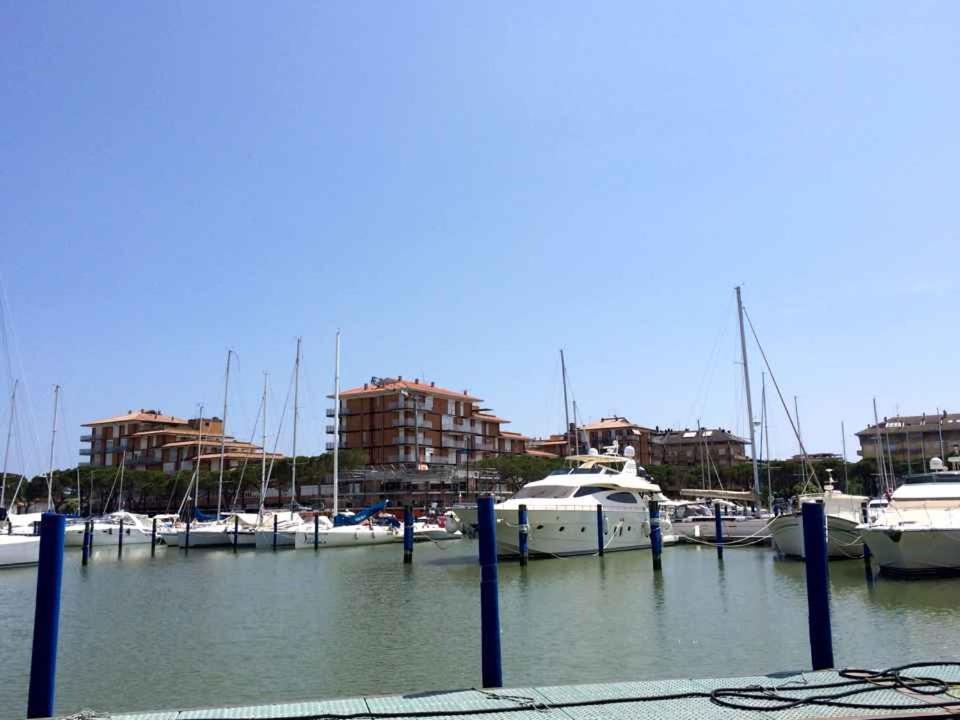 Apartments Porto Santa Margherita 40282 מראה חיצוני תמונה